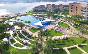 The Ritz Carlton Abu Dhabi Grand Canal